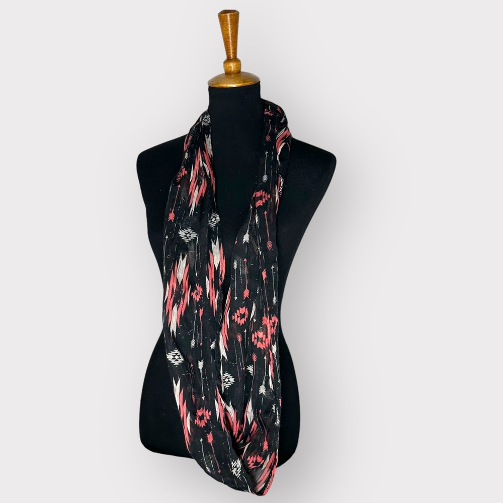 Evolutionary light weight Aztec arrow print scarf